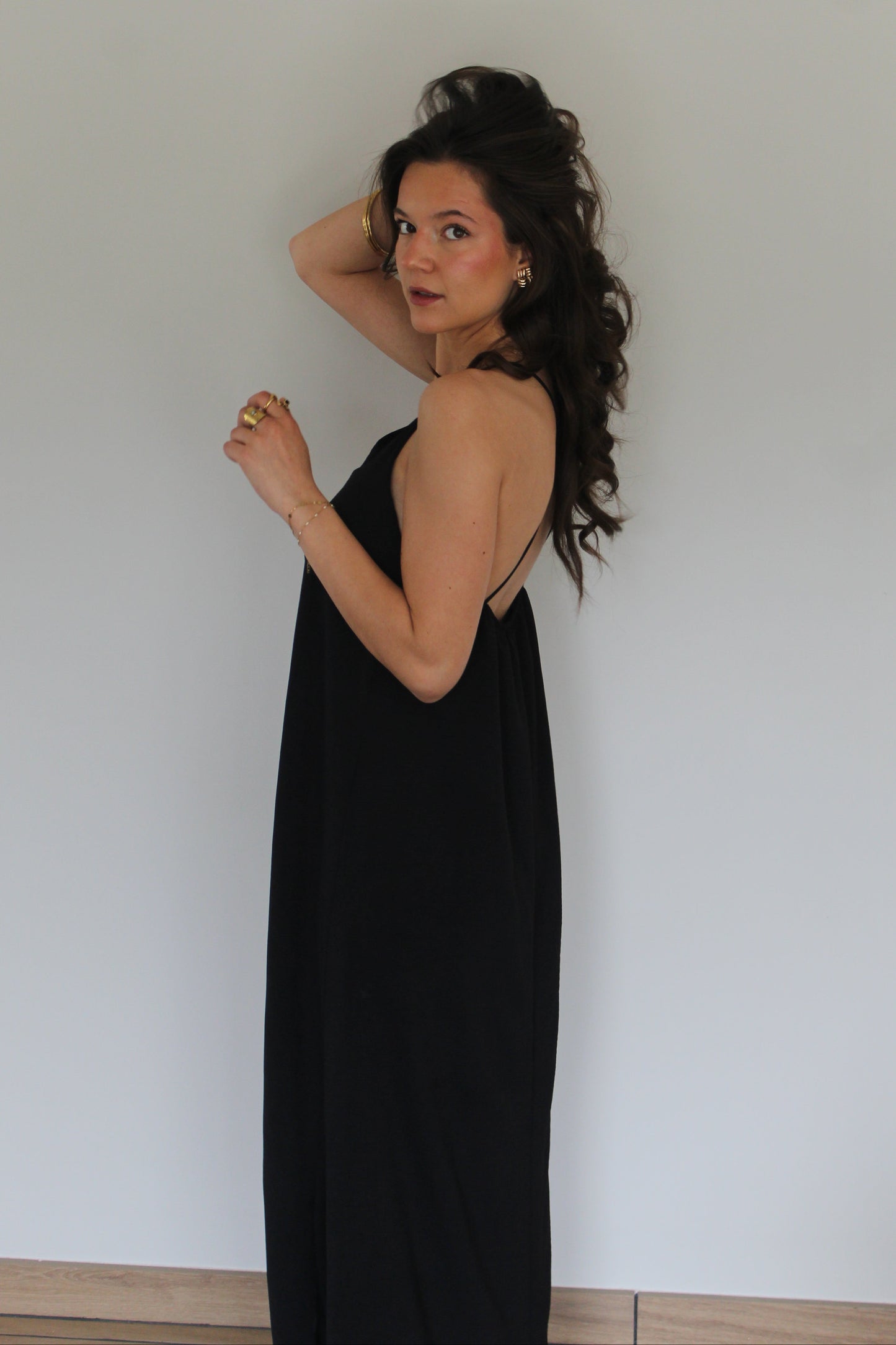 Robe noire Tessa