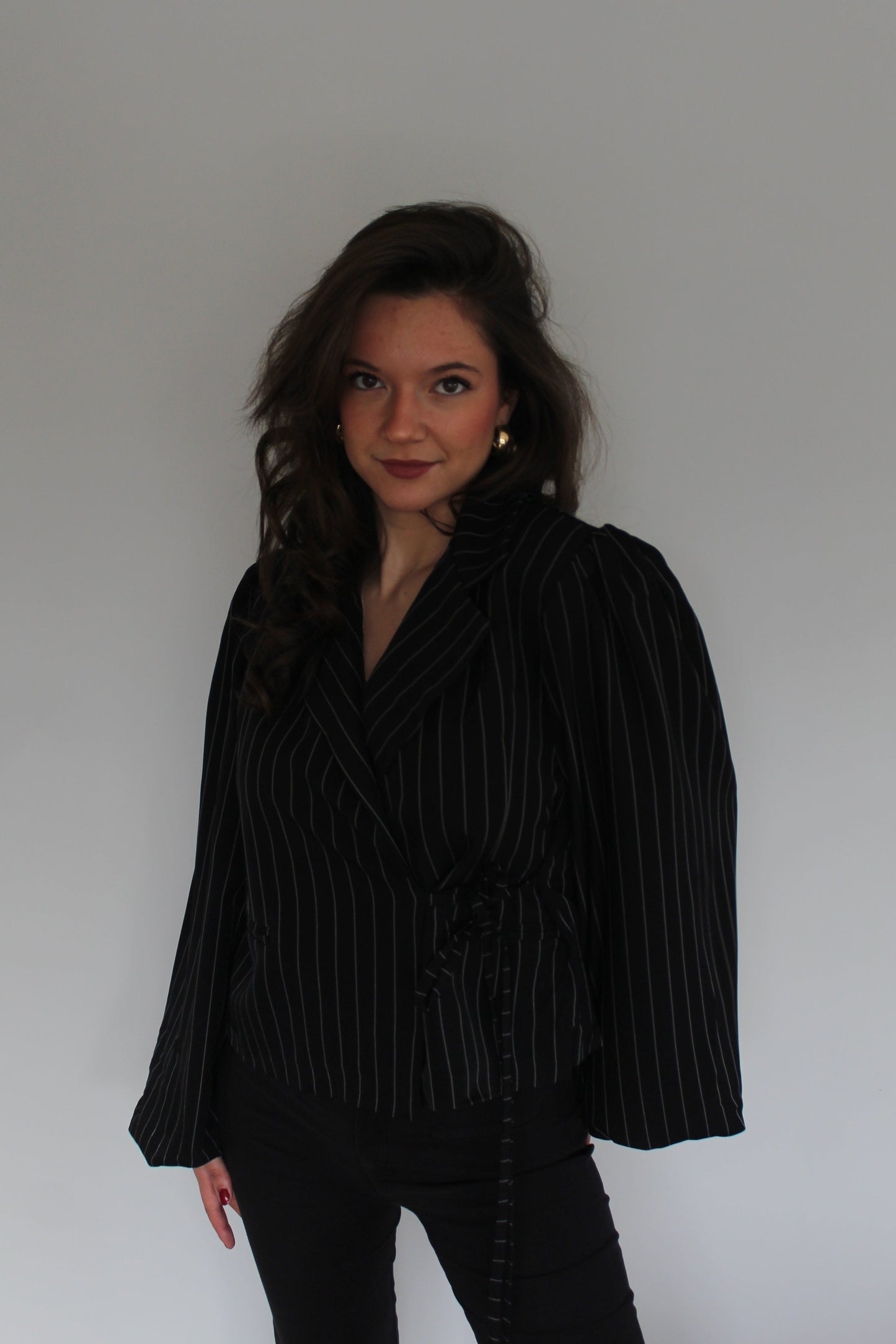 Veste lina manches bouffantes